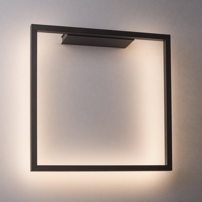 akira-kinkiet (1).jpg