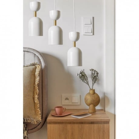 potrojna-lampa-sufitowa-supuru-3p-biala-z-mosiezna-rurka-ummo[1].jpg
