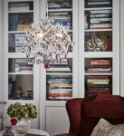 Lampa wisząca w stylu glamour z wymienną kryształową kulką w 4 kolorach MarkSlojd 107416 Hidden 3xE14 40cm