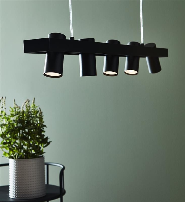 43b0ff82e95484abb332381bef40867b