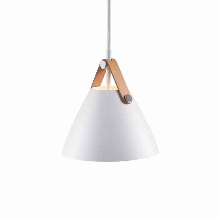 strap-16-lampa-wiszaca-nordlux-biala-z-brazowym-paskiem.png