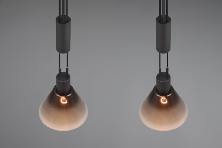 d8fef6e7c86892737305128562f4343f