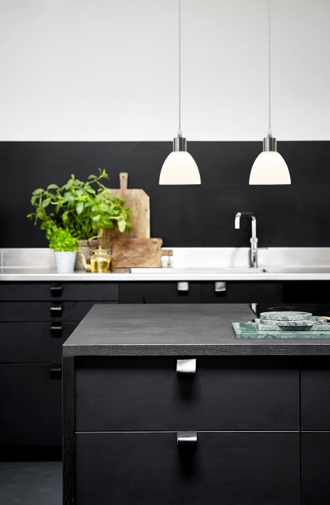 M Ray 63233033_2.jpg