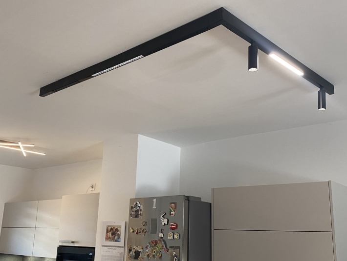 szynoprzewody-oxyled-w-kuchni.jpeg
