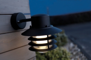 Lampa ścienna zewnętrzna kinkiet na elewację Nordlux 74471003 Vejers E27 IP54 22x23x26cm Czarny