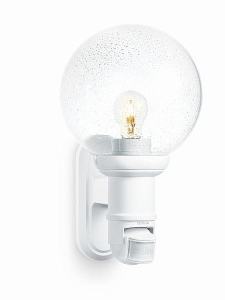 Zewnętrzna lampa ścienna kinkiet na elewację Steinel ST634315 L560S E27 IP44 czujnik ruchu zmierzchu biały