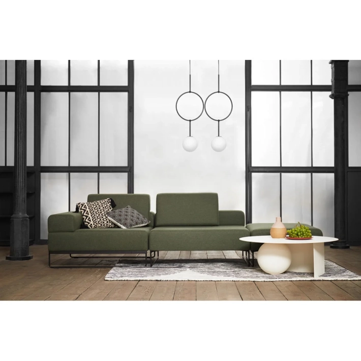 isuulla-b-czarna-podwojna-lampa-sufitowa-z-podwyzszona-szczelnoscia-ip44 (1).webp