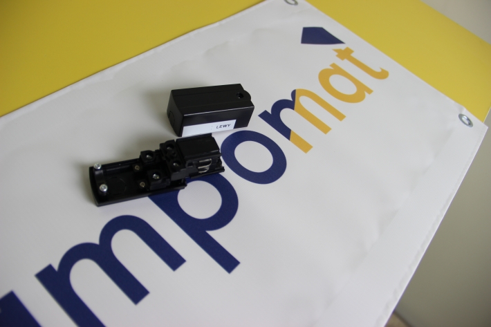 końcówka zasilająca lewa.JPG