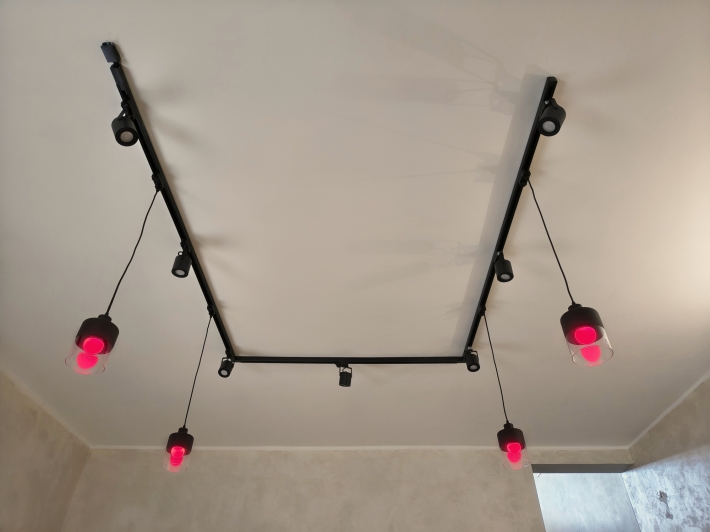 szynoprzewody-3-fazowe-lampy-wiszace-2.jpg