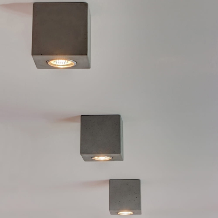 2576136_2.jpg